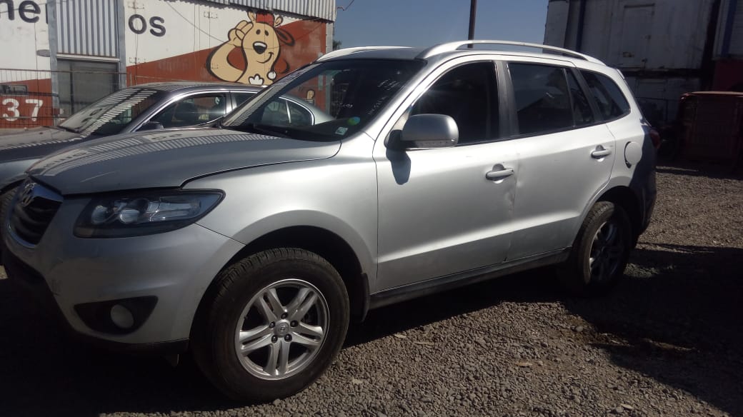  Hyundai SANTA FE 2011    EN DESARME